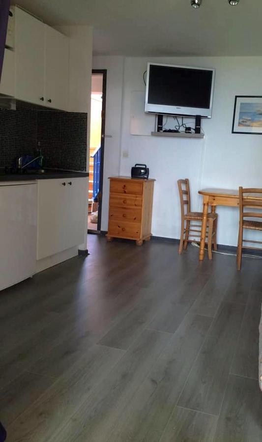 Cap De Mer - Vue Sur Mer - Une Chambre - Une Terrasse - Acces Direct Plage - Commerces A Proximites 르발카레스 외부 사진