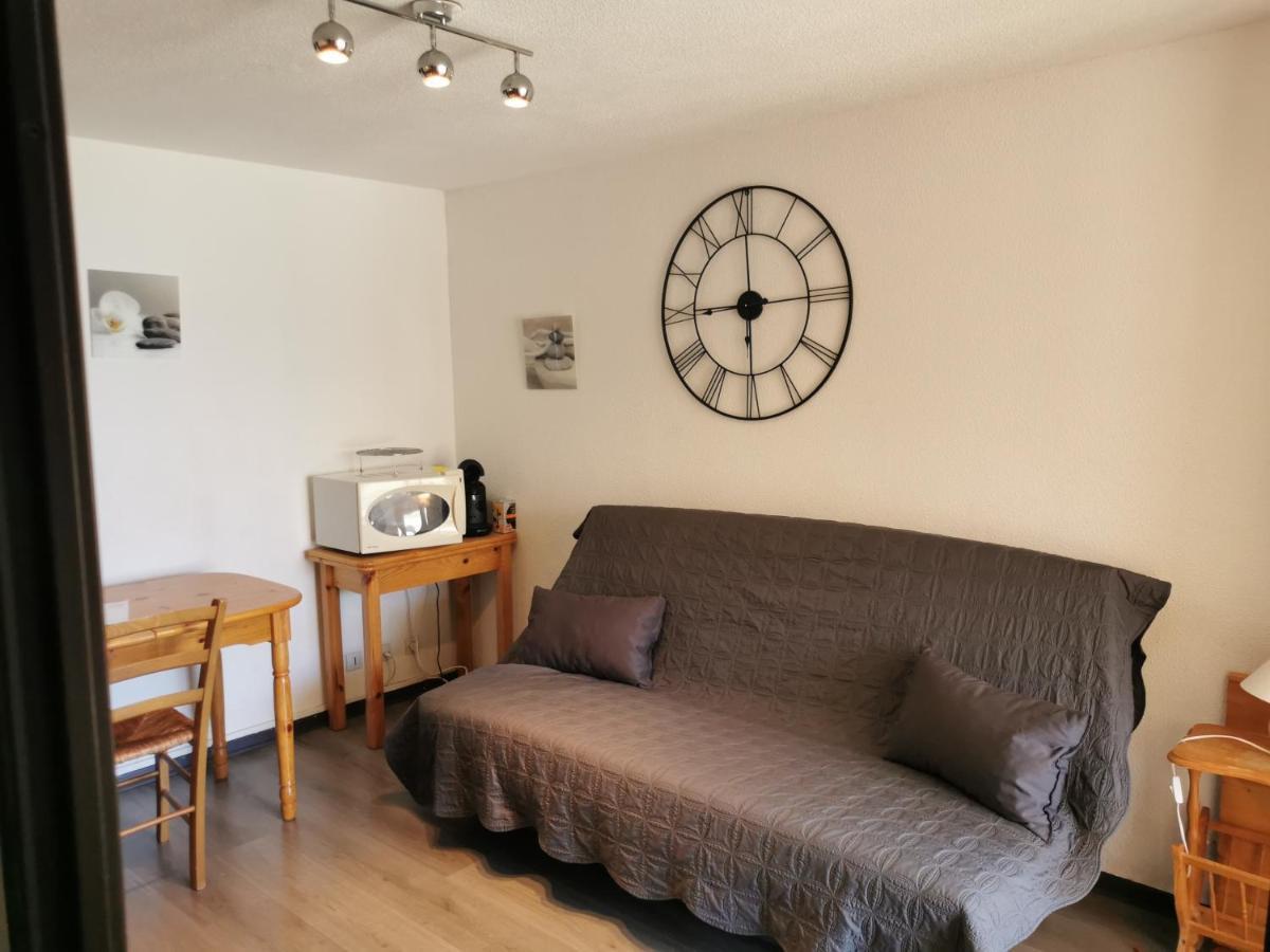 Cap De Mer - Vue Sur Mer - Une Chambre - Une Terrasse - Acces Direct Plage - Commerces A Proximites 르발카레스 외부 사진
